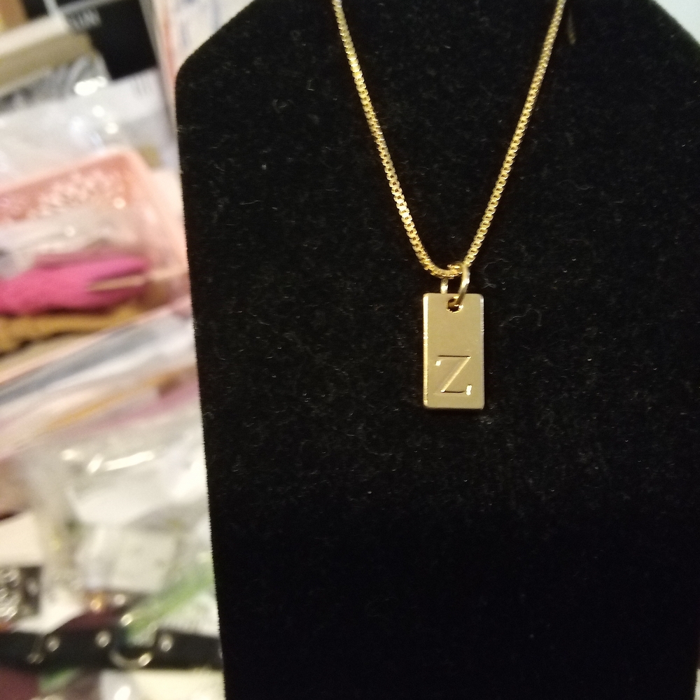Gold Initial 'Z' Pendant Necklace